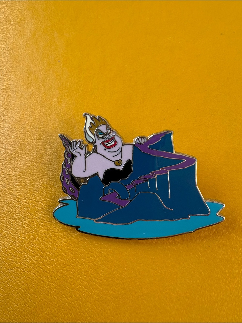 Disney Villain Enamel Pin - Ursula in Rock Throne